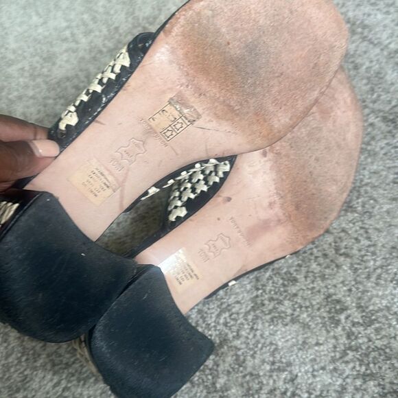 Tory Burch Woven Raffia Heeled Sandals 10 - Picture 6 of 7